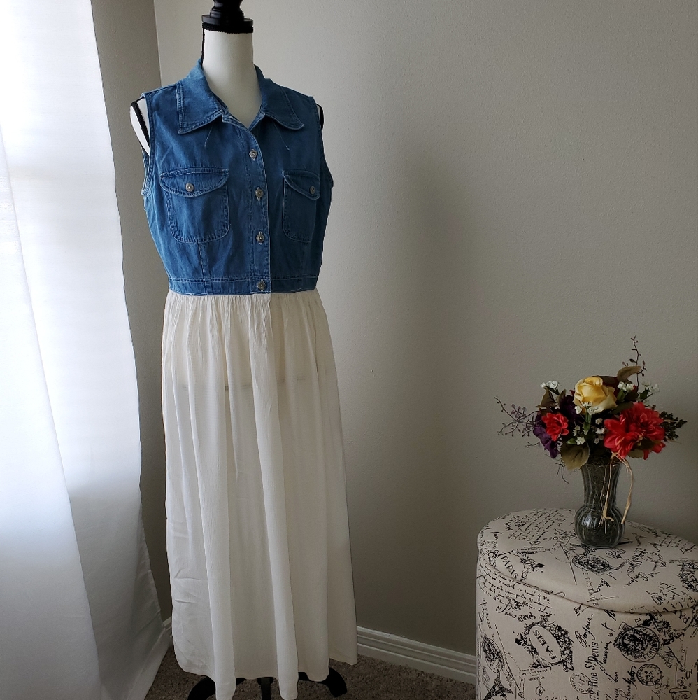 Studio Ease Maxi Dress